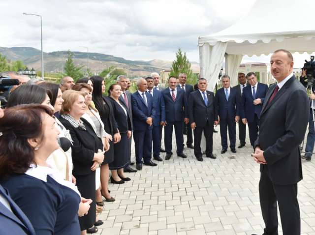 Azerbaijani president: Armenia facing mass emigration